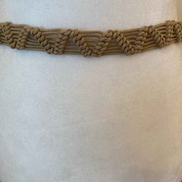 Vintage 1970s Boho Macrame Woven Brown Belt - Picture 4 of 4
